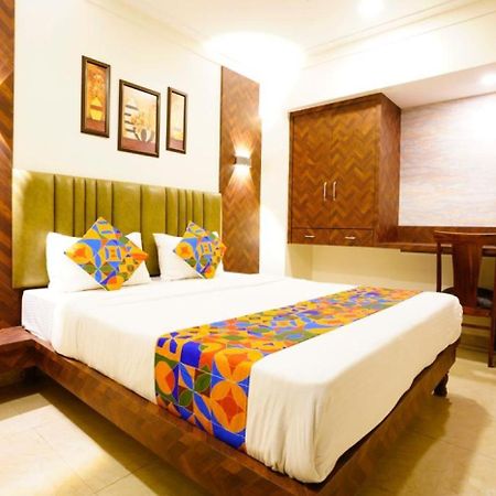 Hotel Diamora Residency Тхане Экстерьер фото