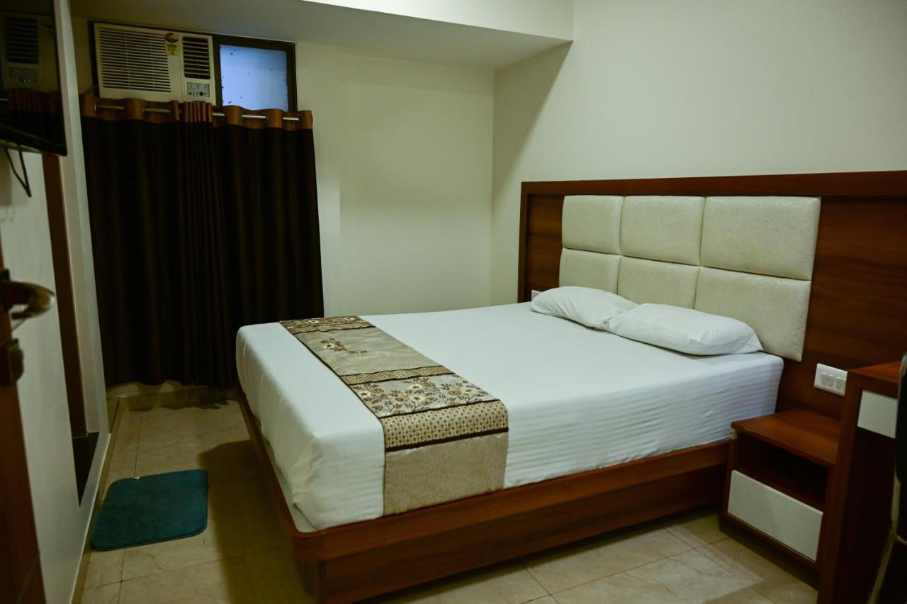 Hotel Diamora Residency Тхане Экстерьер фото