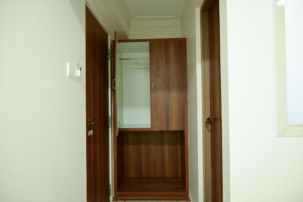 Hotel Diamora Residency Тхане Экстерьер фото