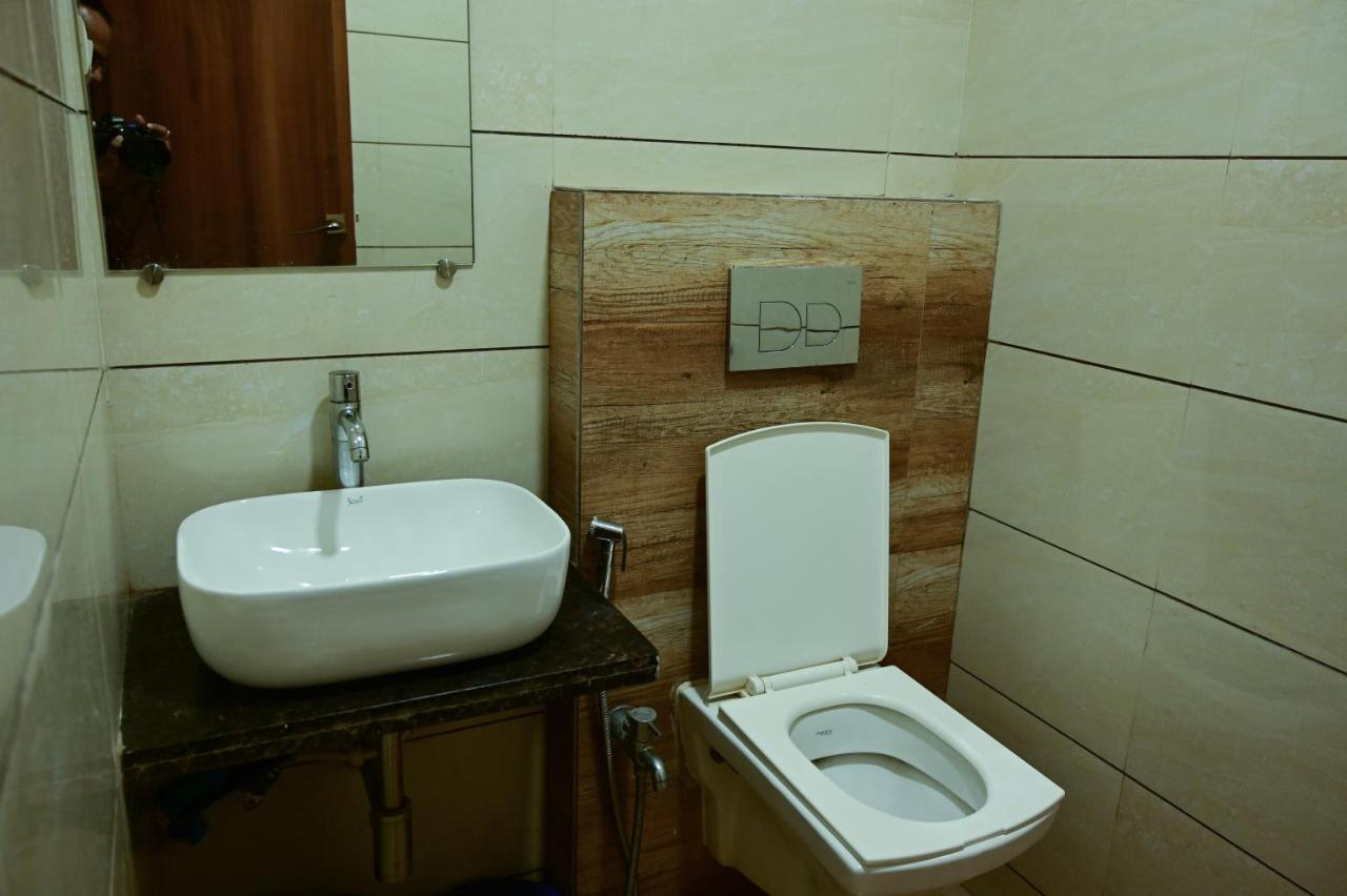 Hotel Diamora Residency Тхане Экстерьер фото