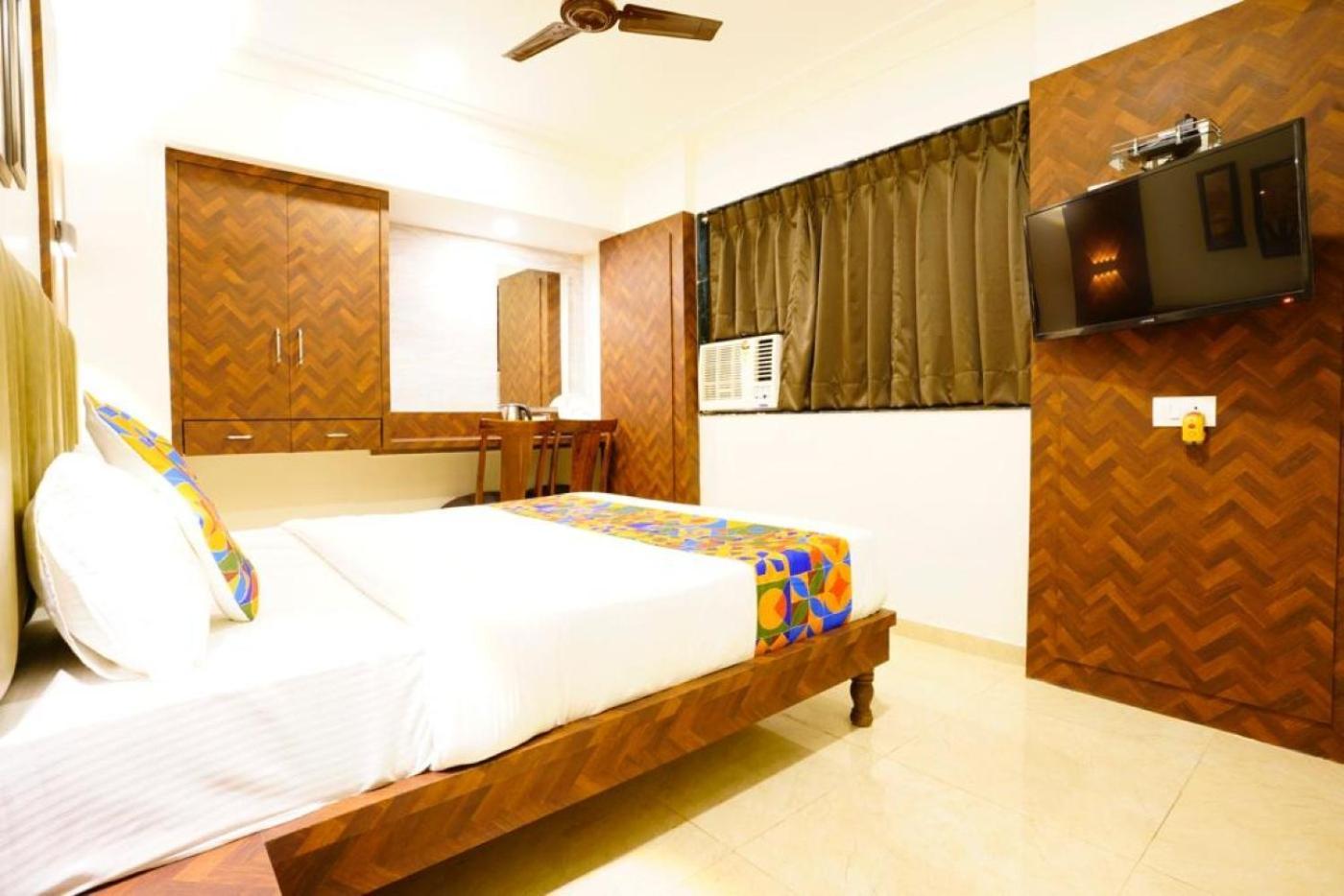 Hotel Diamora Residency Тхане Экстерьер фото